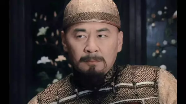 皇后还在这刷信用卡，一转头发现甄嬛都请神上身了