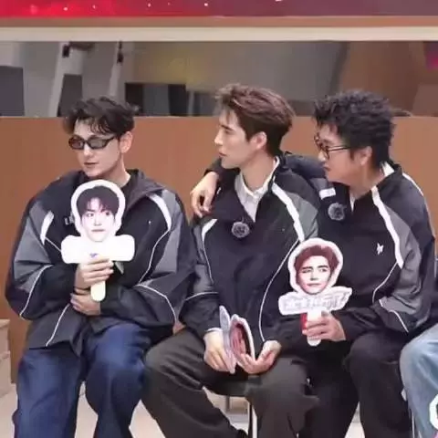 孙楠说艾热生病是因为披哥累的