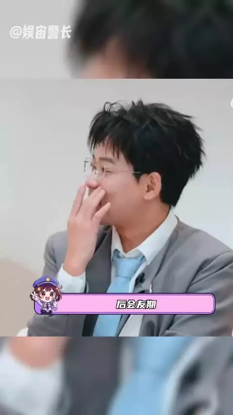 曝何洁婚礼李宇春未到场，两人从此走远