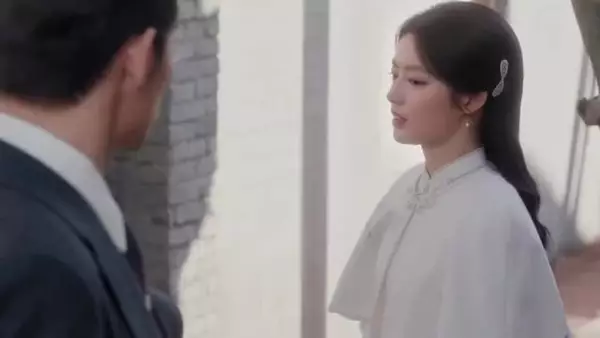 虞昶轩主动坦白叶平君失忆前的真相，将去留主动权交到她手上！玉簟秋 「」